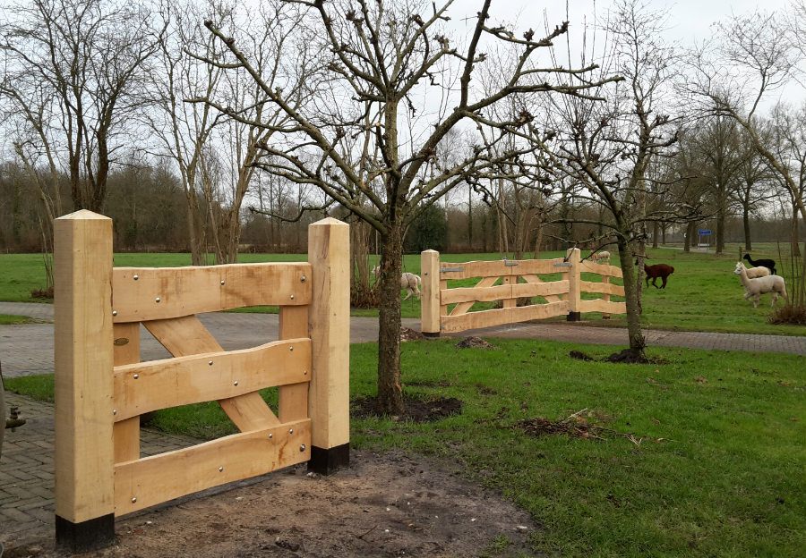 Schaaldelen Eiken houten omheiningen de Hekkerij